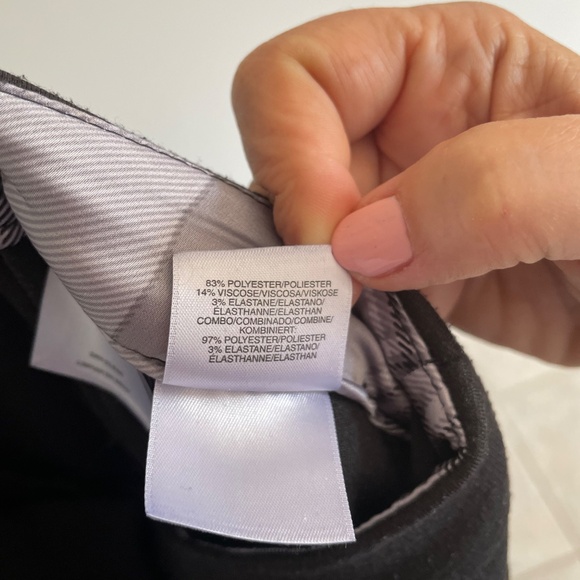 Black Pants - Jones New York Petite size 4 - Picture 7 of 8